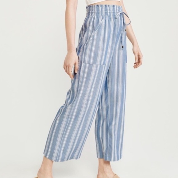Abercrombie & Fitch Pants - Blue and white striped wide leg Abercrombie & Fitch pants XS